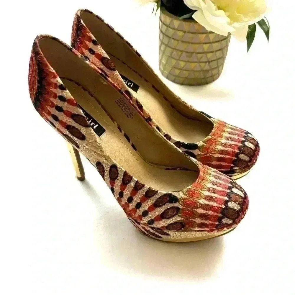 Zigi Girl Multicolor Geometric Stiletto Gold Trim Round Toe Pump Heels Size 7